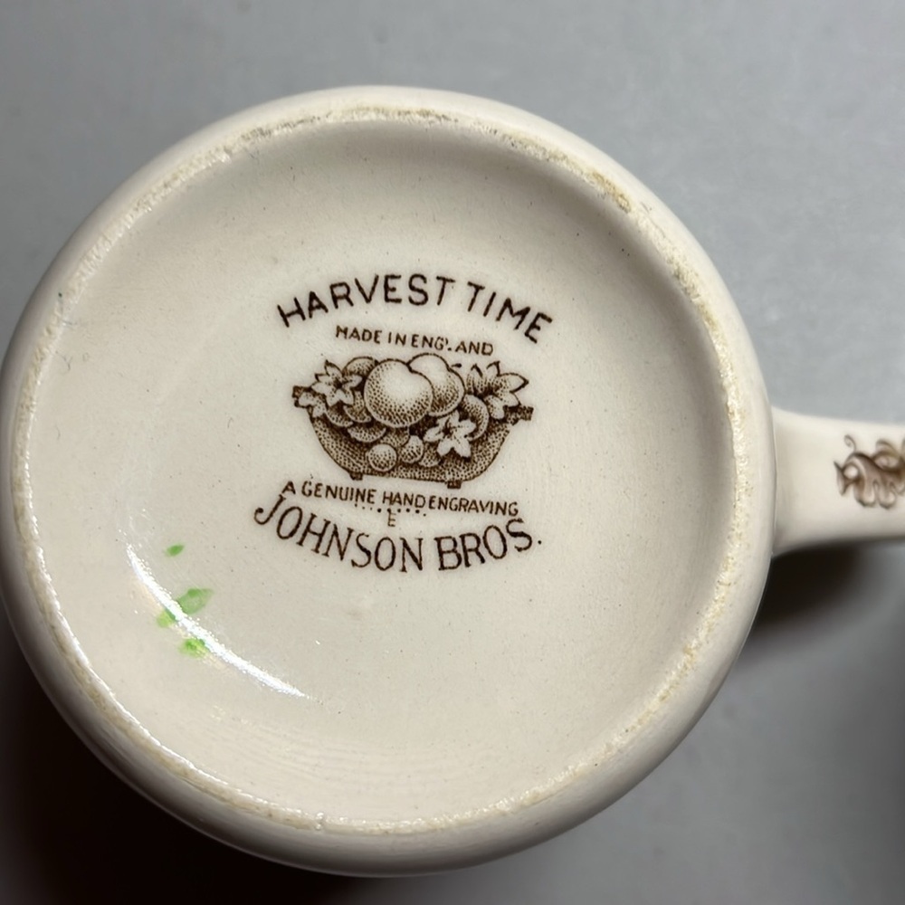 Harvest time ironstone mugs from England set of two - Picture 6 of 7